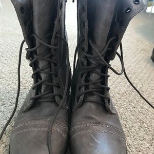 Tan Steve Madden Troopa Combat Boots